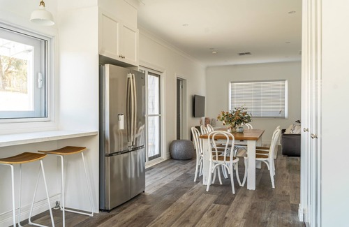 Wingello House | Recently renovated 70 year old cottage on a 1500 acre farm.