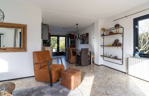 Ouddorp House | Recently renovated house in the beautiful Noordzeepark in Ouddorp