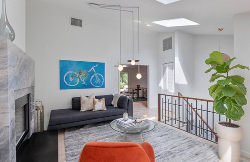 Pawling House | Recently Renovated Modern Hudson Valley Cottage Minutes to the Appalachian...