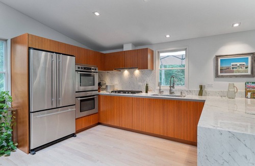 Pawling House | Recently Renovated Modern Hudson Valley Cottage Minutes to the Appalachian...