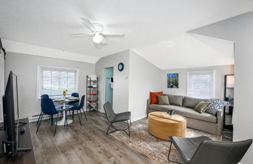 Vermilion House | Recharge and Reconnect Your cozy Vermilion nest