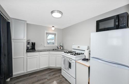 Vermilion House | Recharge and Reconnect Your cozy Vermilion nest