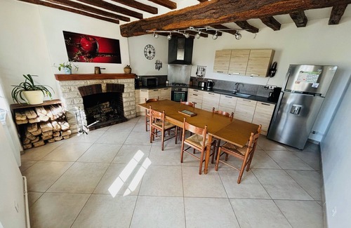 Lasson House | Recharge yourself in a small farm in the countryside with heated pool