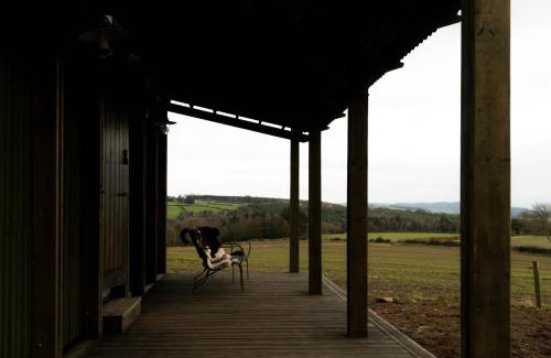 Cappoquin House | Reconnect at Off-Grid Hilltop Cabin with Mountain Views