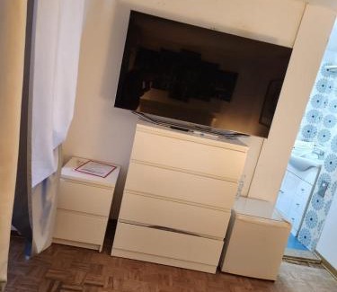 Bagnolo Piemonte Apartment | Red appartament