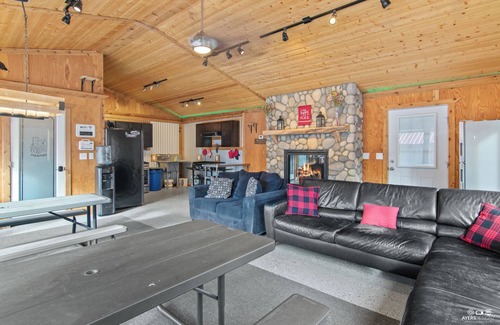 Sterling Cabin | Red Cabin at Fish Camp – Cozy Dry Cabin with Loft | Rustic Escape