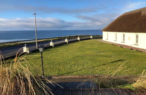 Spanish Point Hotel | Red Cliff Lodge