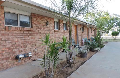 Red Cliffs Hotel | Red Cliffs Colonial Motor Lodge, Mildura Region