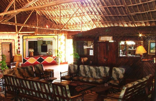 Voi Hotel | Red Elephant Lodge