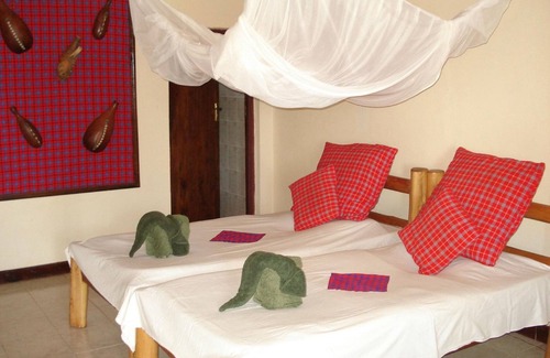 Voi Hotel | Red Elephant Lodge