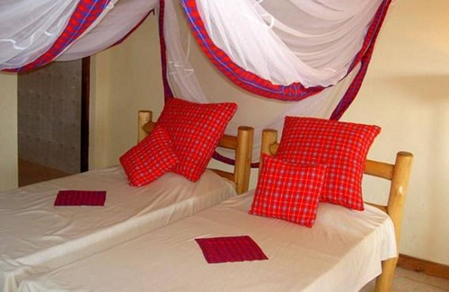 Voi Hotel | Red Elephant Lodge