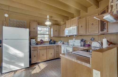 Red Feather Lakes Cabin | Red Feather Lakes Cabin w/Deck & Views!