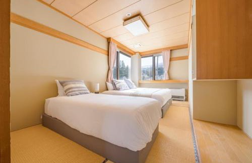 Myoko Hotel | Red Fox Lodge Myoko