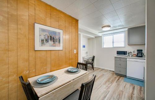 North End House | Red Ivy #4