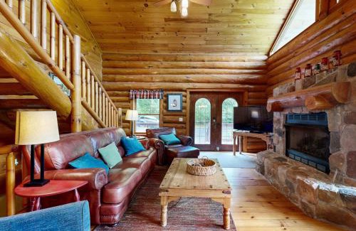 Sylva House | Red Lantern Lodge