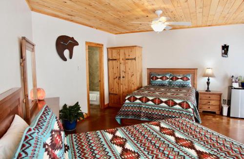 Moab South Valley Bed & Breakfast | Red Moon Lodge