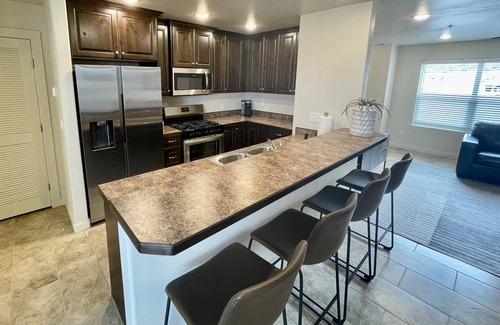 Moab South Valley House | Red Rock Views! I Pool & Hot Tub I Trailer Parking I Bike Storage