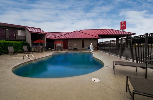 Dothan Hotel | Red Roof Inn Dothan