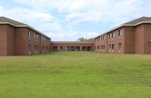 Waukegan Hotel | Red Roof Inn Gurnee - Waukegan