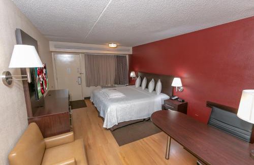 Statesville Hotel | Red Roof Inn PLUS+ Statesville