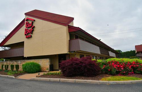 South Richmond Hotel | Red Roof Inn Richmond South