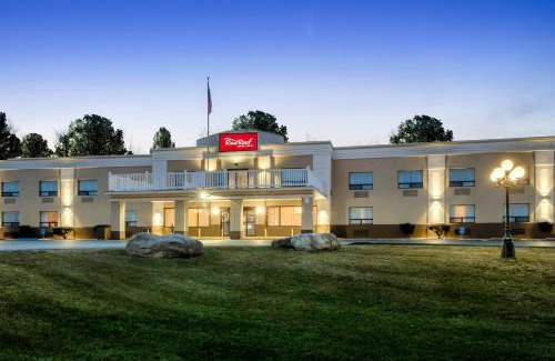 New Windsor Hotel | Red Roof Inn & Suites Newburgh - Stewart Airport West Point