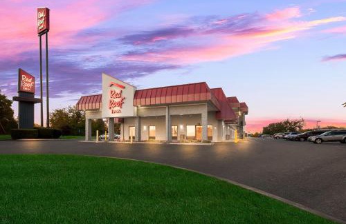 Winchester Hotel | Red Roof Inn Winchester, VA