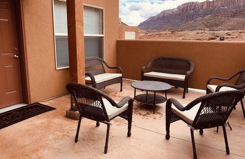 Moab South Valley House | Red Sand Ridge. The best place to enjoy your vacation in Moab!