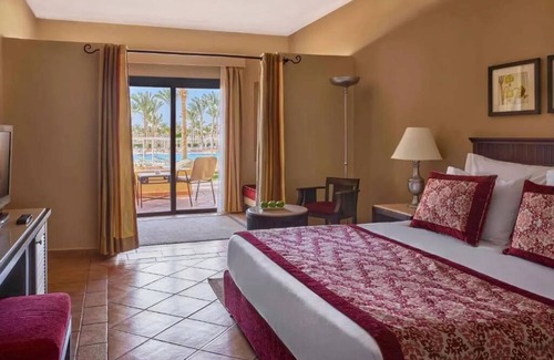 El Quseir Resort | Red Sea Retreat | 2 Rooms, Full-service Spa, Waterpark & Family Fun by the Beach