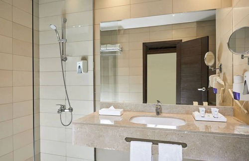 El Quseir Resort | Red Sea Retreat | 2 Rooms, Full-service Spa, Waterpark & Family Fun by the Beach