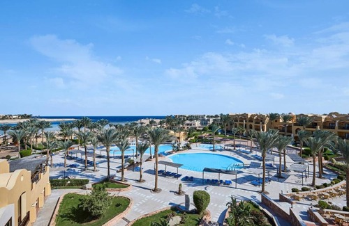 El Quseir Resort | Red Sea Retreat | 2 Rooms, Full-service Spa, Waterpark & Family Fun by the Beach