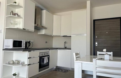 Rome Province Apartment | Red Sky Apartment - Porta di Roma by Ghor