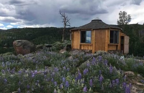 Walden House | Red-tail Round House @ 22 West