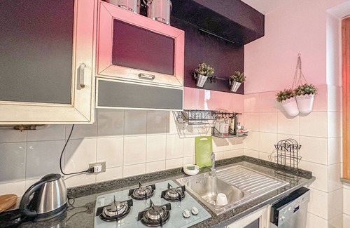 Guastalla Apartment | RED81 Suite - 10 min dal Duomo - 2 camere