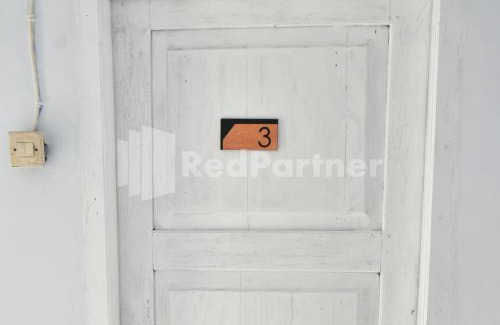 Argosari Hotel | RedDoorz at Fanta Homestay Lumajang