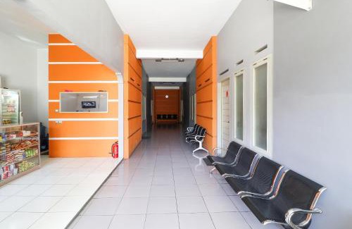Garut Hotel | RedDoorz At Merdeka Street Garut