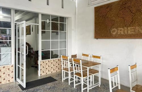 Pematangsiantar Hotel | RedDoorz at Orien Guesthouse Pematang Siantar