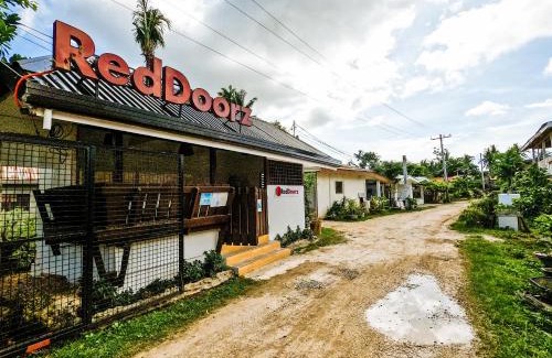 Libaong Hotel | RedDoorz @ Gaea's Apartment Panglao