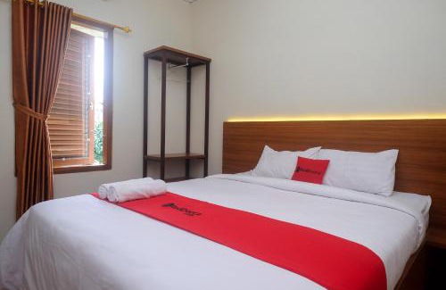 Banaran Hotel | RedDoorz @ Gentan Raya