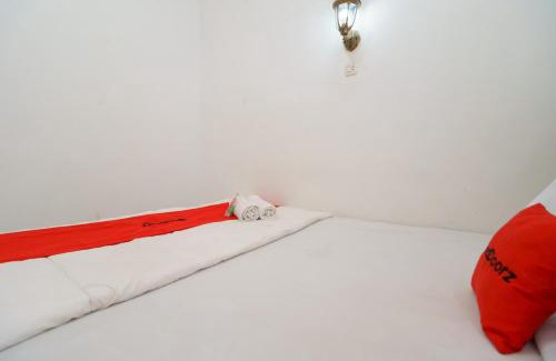 Rajabasa Hotel | RedDoorz @ Jalan Sultan Agung Lampung