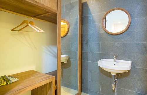 Pacitan House | RedDoorz @ Letjend S.Parman Pacitan