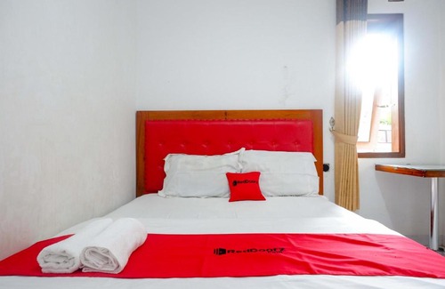 Wonosobo Hotel | RedDoorz near Alun Alun Wonosobo 2
