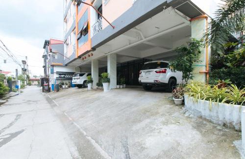 Antipolo Hotel | RedDoorz near LRT 2 Antipolo Station
