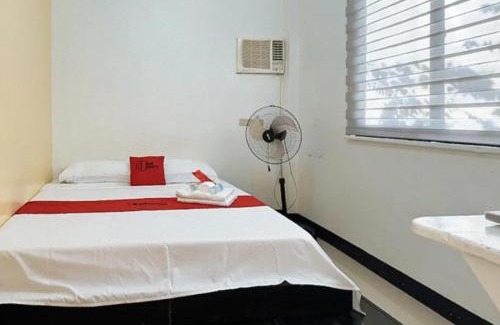 Legazpi Hotel | RedDoorz near Mariners Legazpi