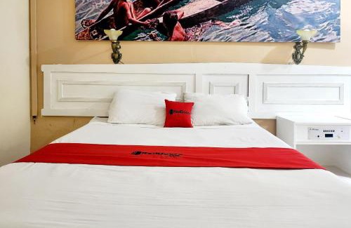 Tanjung Pinang Hotel | RedDoorz Near Pelabuhan Sri Bintan Pura Tanjungpinang