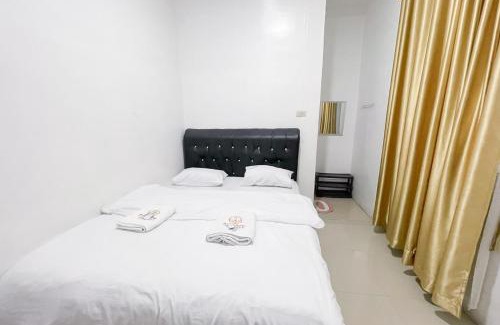 Ambarita Hotel | RedDoorz near Simpang Panei Medan