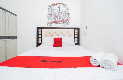 Pondok Aren House | RedDoorz near STAN