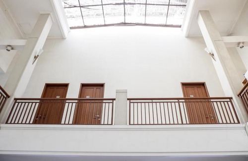 Binong House | RedDoorz near Supermall Karawaci 2