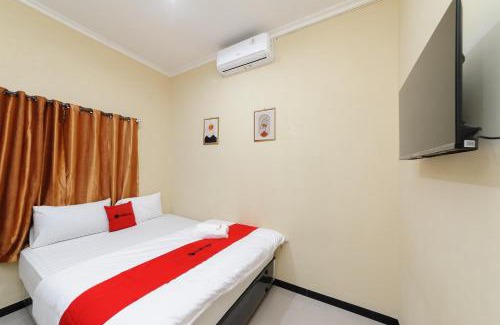 Bogor Selatan Hotel | RedDoorz near The Jungle Waterpark Bogor