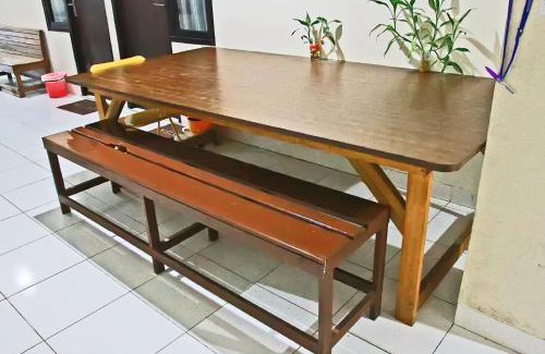 Balikpapan Hotel | RedDoorz Plus at Pelita Guest House Balikpapan